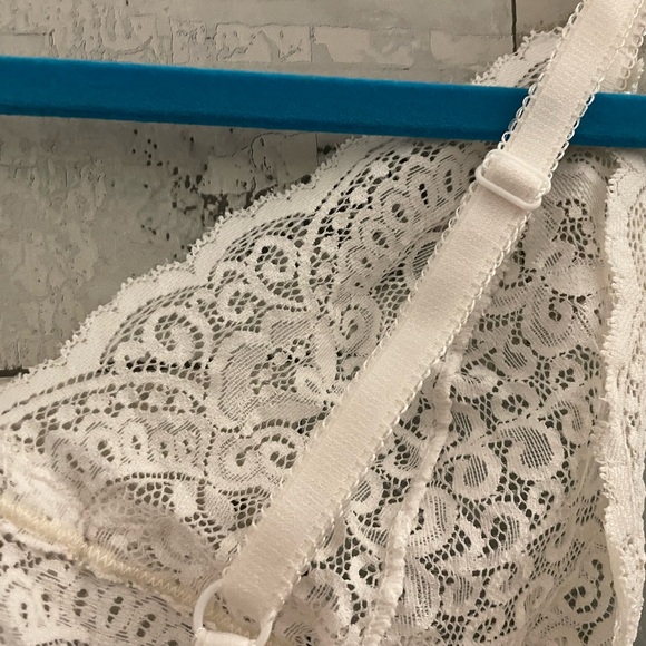 L' Intimates White Lace Adjustable Straps Bra Size M - Picture 6 of 9